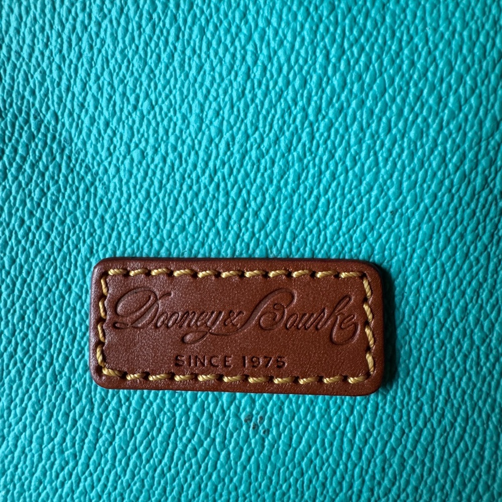 Dooney & Bourke wristlet